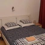 Katica2