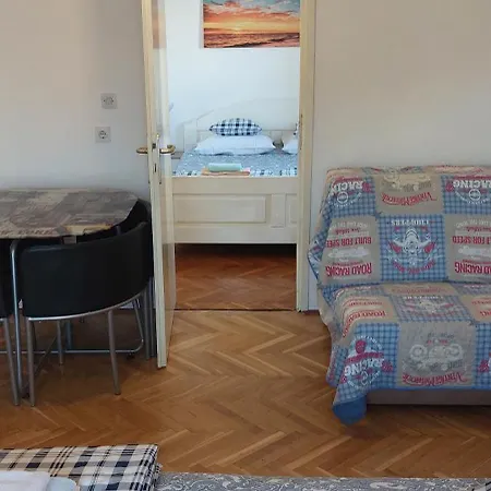 Katica2 * Crikvenica